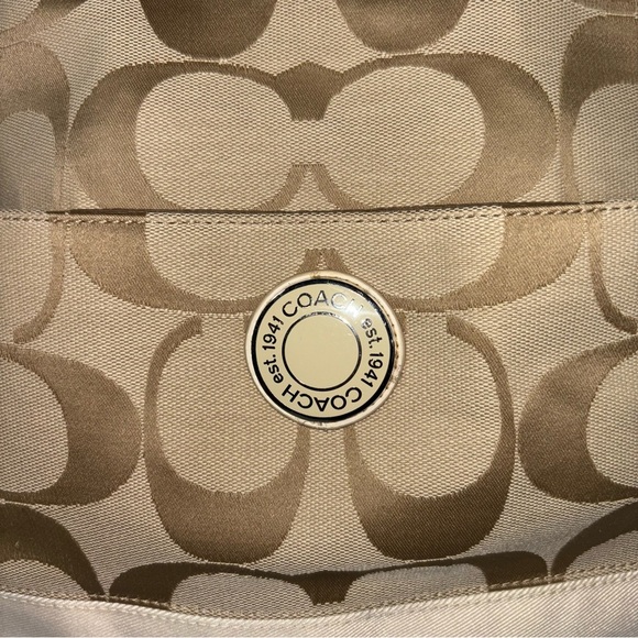 Coach F19202 Signature Stripe Multifunction Baby Diaper Travel Tote Bag - Picture 2 of 14